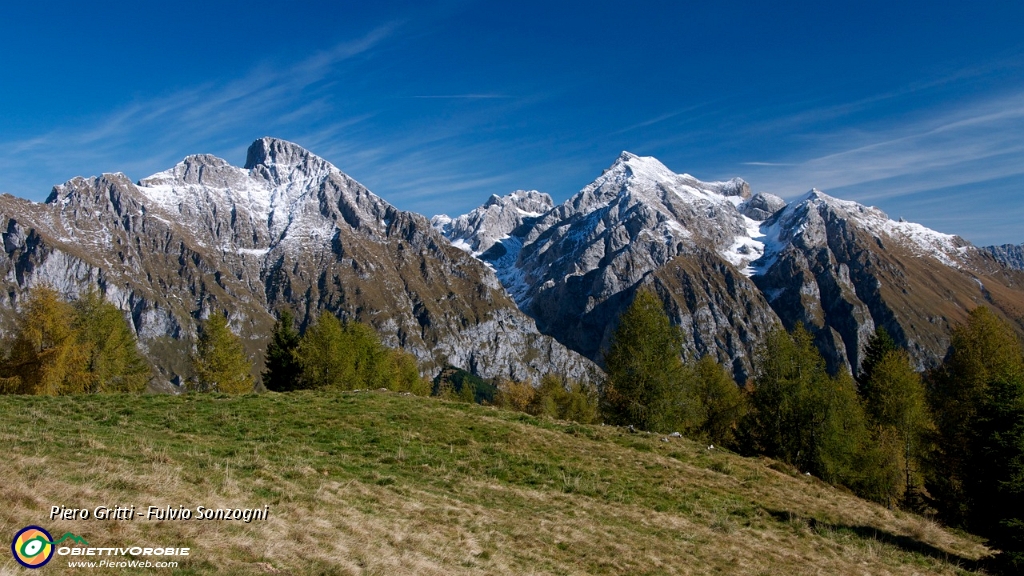 18 Da sx Bagozza,Ladrinai, cima Bacchetta (Concarena) - foto Fulvio.jpg